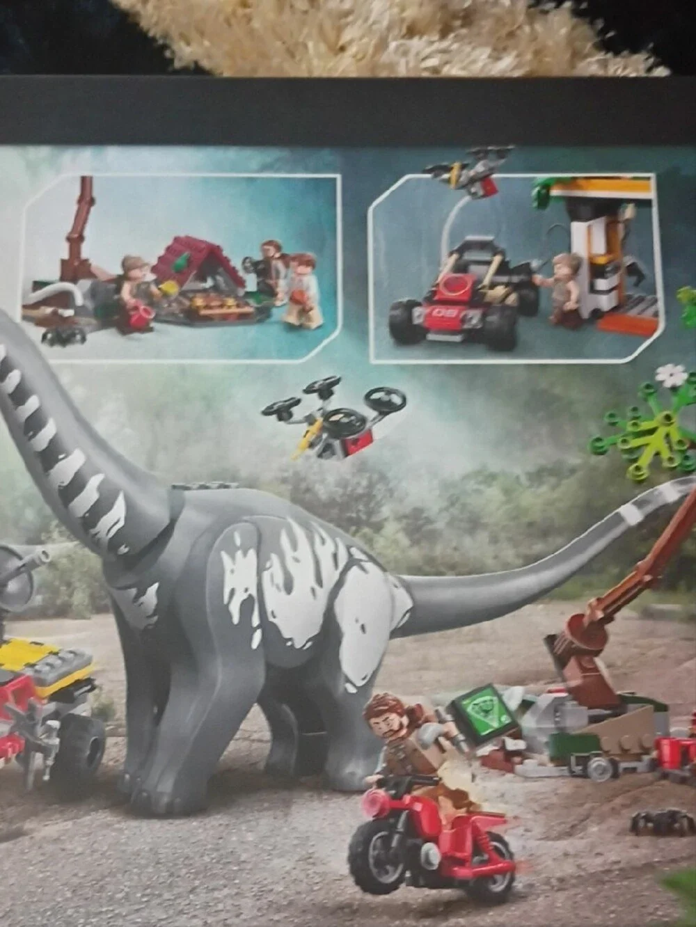 LEGO Jurassic World 76973 Raptor & Titanosaurus Tracking Mission